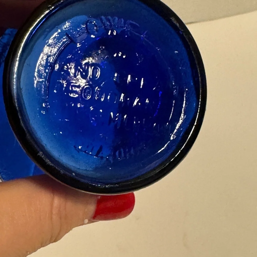 Vintage Cobalt Blue Top Hat Ash Tray/Match Stick Holder